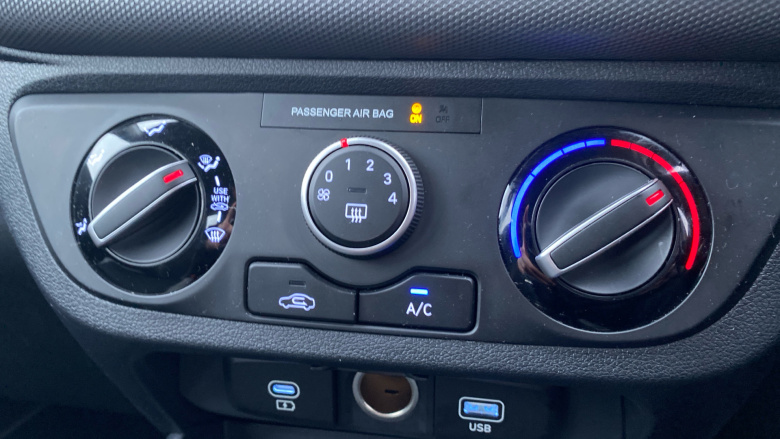 Hyundai i10 1.2 [79] Advance 5dr Auto [Nav] Petrol Hatchback